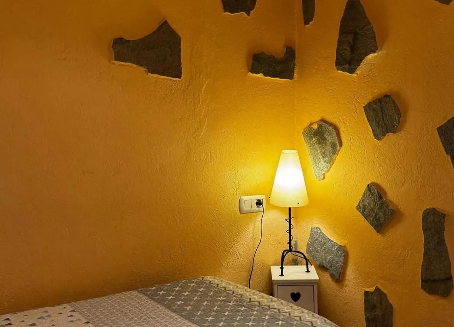 הוילה Charming House In Ogassa, Perfect For 10 Guests בית נופש Ogassa